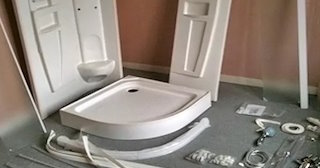 Установка и монтаж душевых кабин от 4145 руб. в Ханты-Мансийске - СантехДомХнт